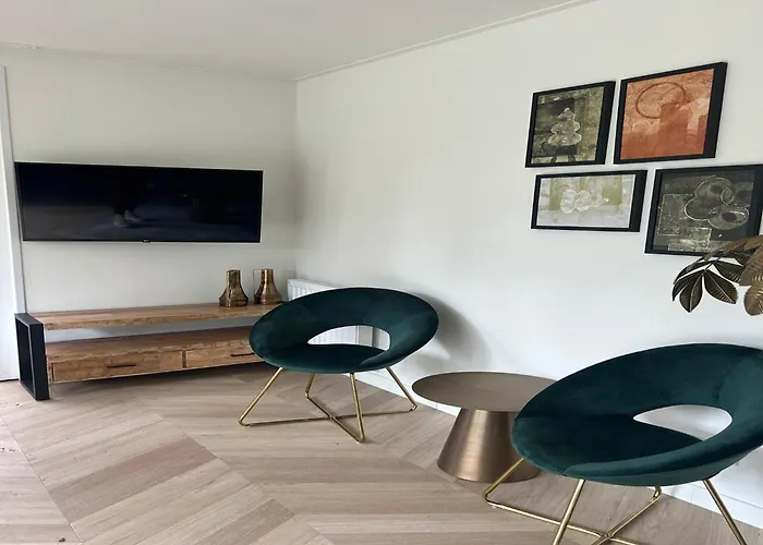 Family Retreat By Palette De-steppe Casa vacanze